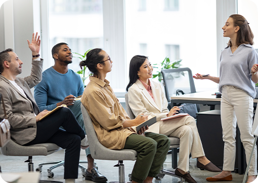 Học viên trao đổi trong môi trường đào tạo nghề tại Úc